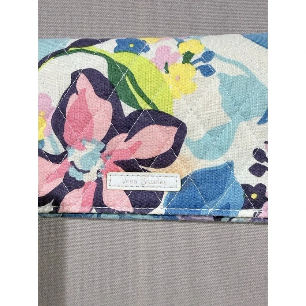 Vera Bradley Crossbody Wristlet Marion Floral Pattern RFID Wallet